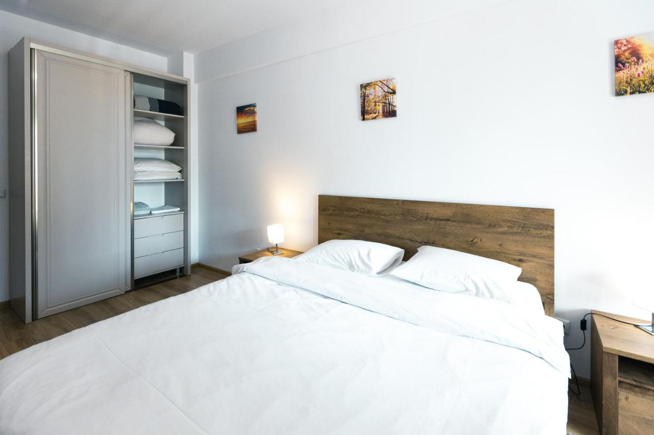 Rivera Apartments - Premium Accomodation Jászvásár Kültér fotó